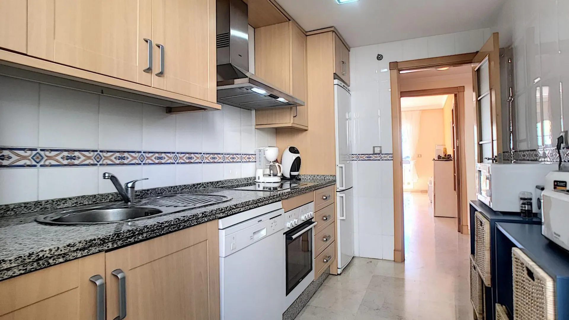 2239-Lovely 2 Bedrooms With Pool And Paddle Court Manilva Apartmán